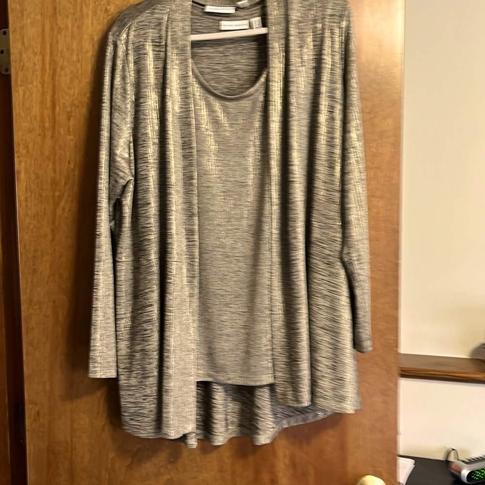 Women’s 2 piece tank and jacket